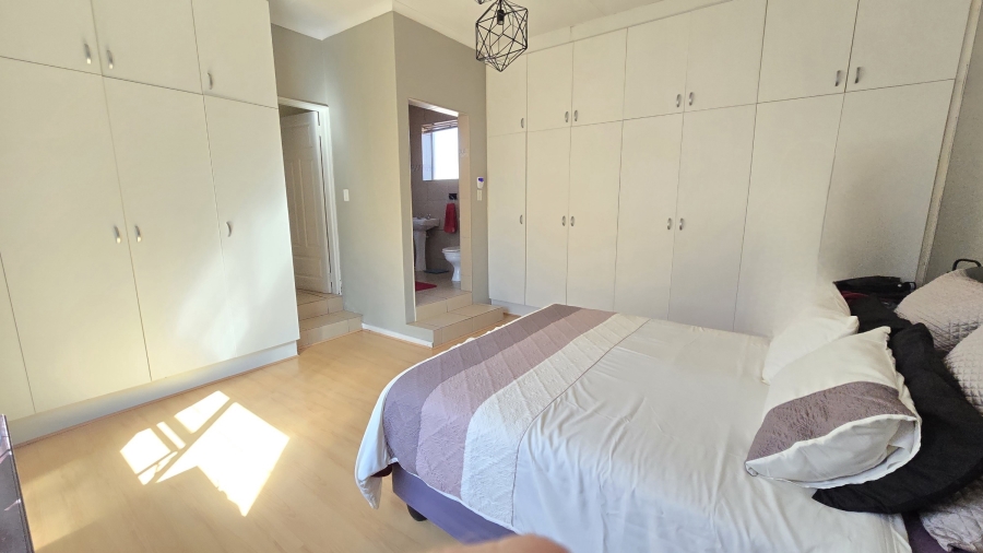 3 Bedroom Property for Sale in Vredenburg Western Cape